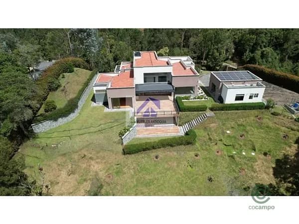 Finca rústica de 0,6473 ha en venta en Antioquia