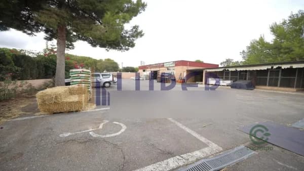 Casa de 0,232 ha en venta en Alicante