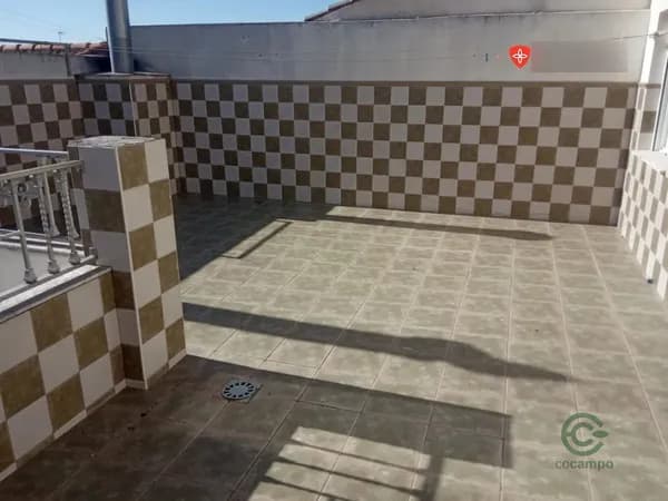 Casa de 0,04 ha en venta en Torredonjimeno, Jaen