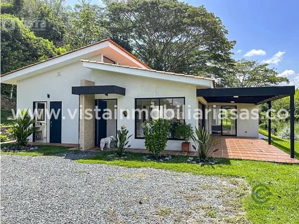 Casa de 0,1216 ha en venta en Caldas