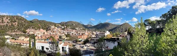 Terreno urbano de 0,1546 ha en venta en Serra, Valencia