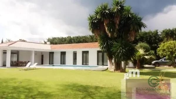 Casa de 0,2 ha en venta en San pedro de alcántara, Málaga