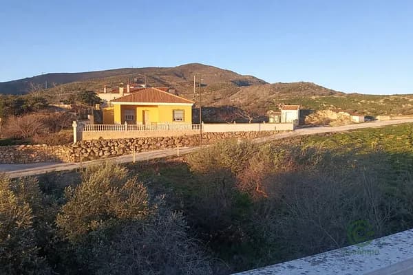 Finca rústica de 0,1586 ha en venta en Lubrin, Almeria