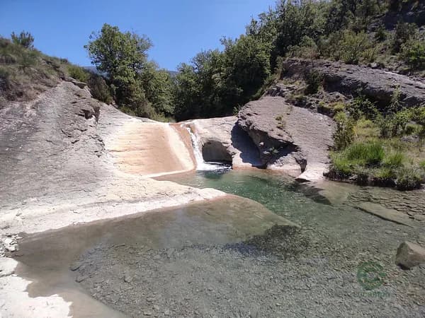 Finca rústica de 0,25 ha en venta en Foradada del toscar, Huesca