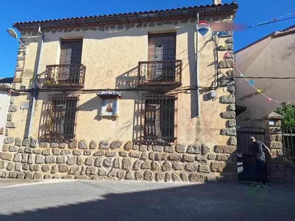 Casa de 0,037 ha en venta en Herreruela de oropesa, Toledo