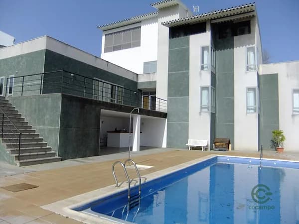 Casa de 0,25 ha en venta en Badajoz, Badajoz