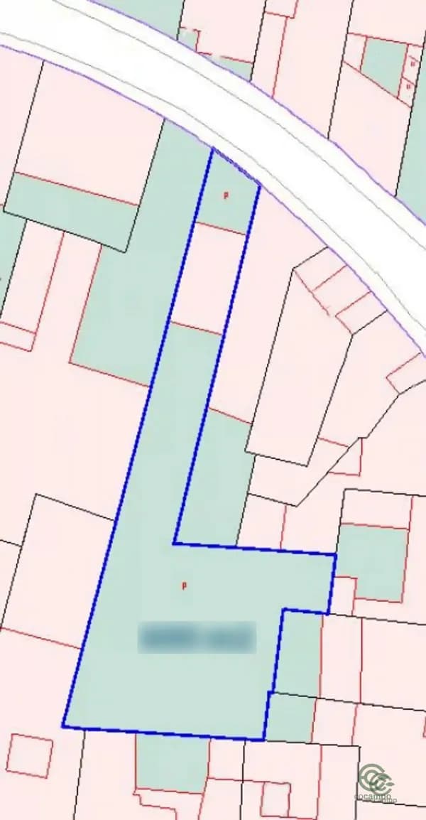 Terreno urbano de 0,06 ha en venta en Valdepenas, Ciudad real