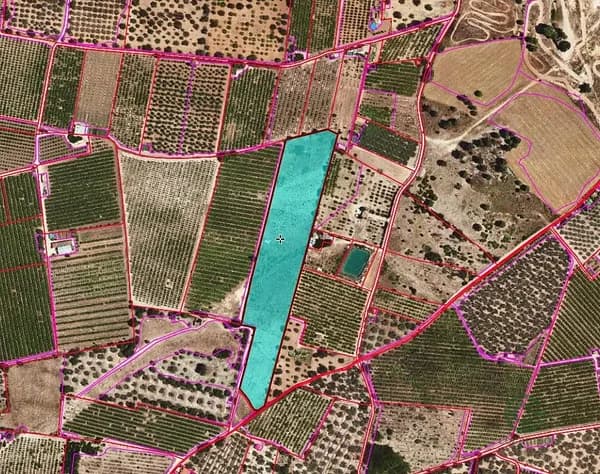 Finca agrícola de 2,51 ha en venta en Santa barbara, Tarragona