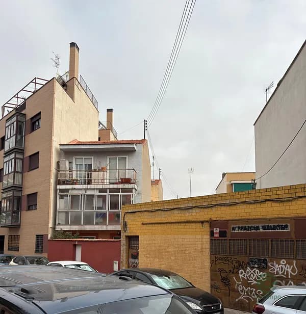 Terreno urbano de 0,0245 ha en venta en Madrid, Madrid