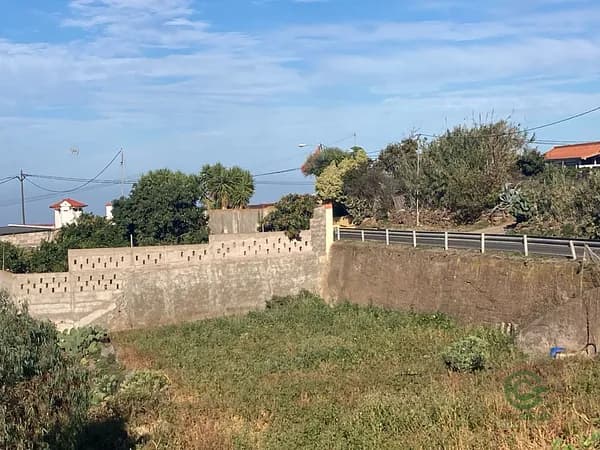 Finca agrícola de 0,05 ha en venta en Las palmas