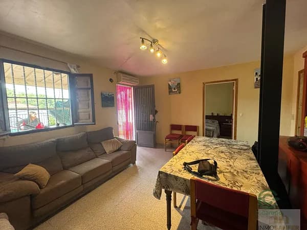 Finca rústica de 0,035 ha en venta en Cubelles, Barcelona