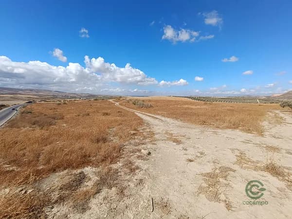Finca agrícola de 1,6975 ha en venta en Otura, Granada