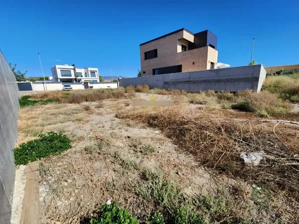 Terreno urbano de 0,0334 ha en venta en Aguilas, Murcia