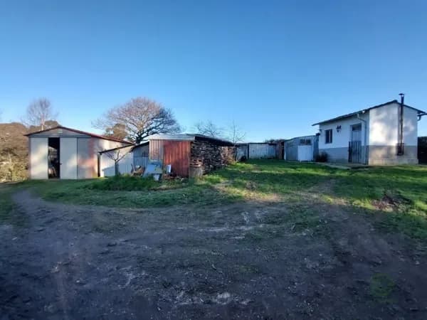 Finca rústica de 1,2946 ha en venta en Llanera, Asturias