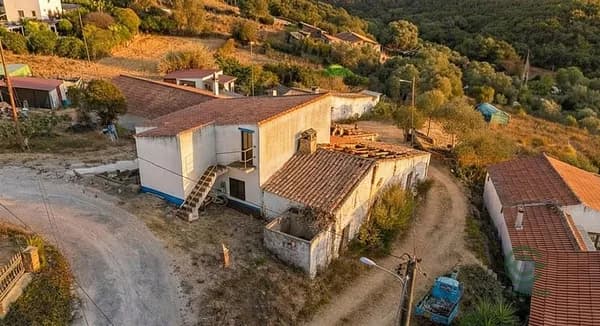 Casa de 0,0212 ha en venta en Aljezur, Faro