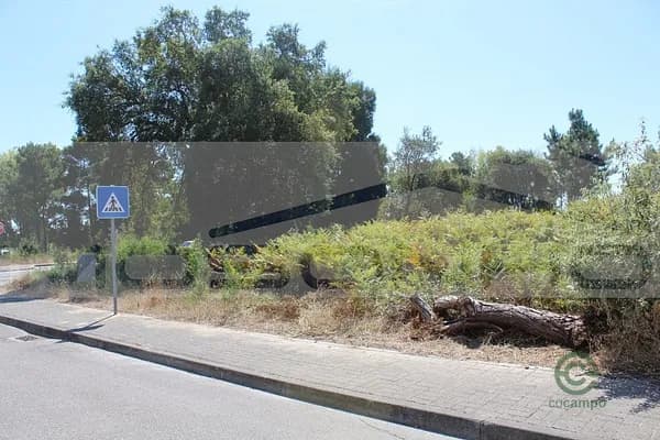 Terreno urbano de 0,032 ha en venta en Marinha grande, Leiria