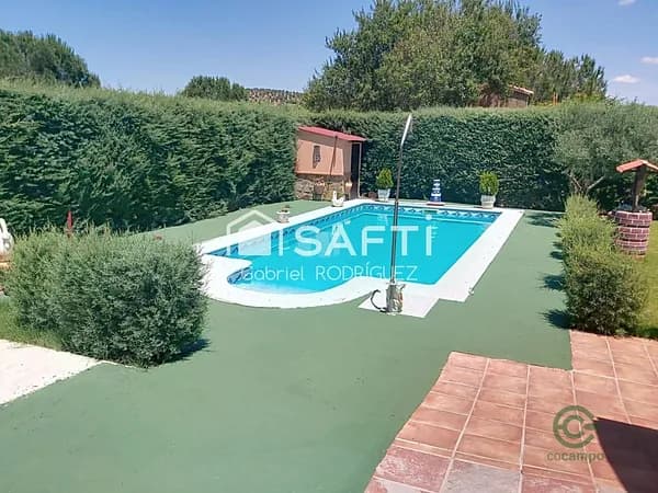 Finca de recreo de 0,1 ha en venta en Valverde de leganes, Badajoz