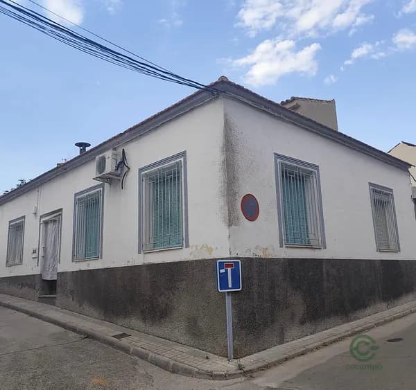 Casa de 0,02 ha en venta en Toledo