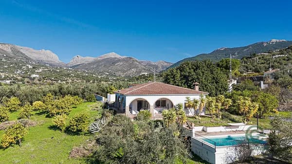 Finca rústica de 0,5811 ha en venta en Málaga