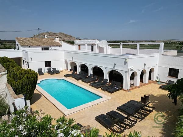 Finca rústica de 1,45 ha en venta en Villena, Alicante