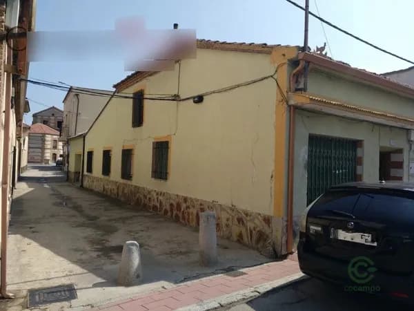Casa de 0,0423 ha en venta en Nava de la asuncion, Segovia