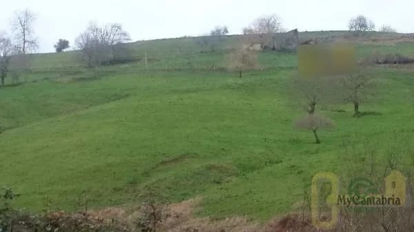 Finca de recreo de 1,0642 ha en venta en Liérganes, Cantabria