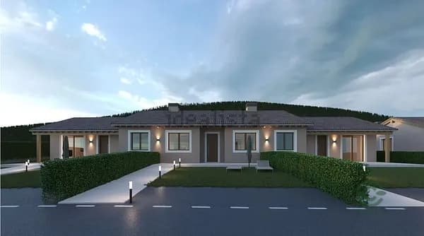 Casa de 0,0103 ha en venta en Llanera, Asturias