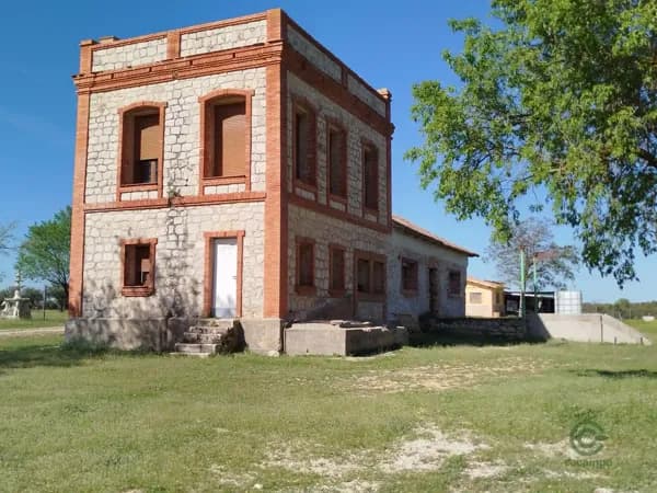 Finca rústica de 100 ha en venta en Madrid
