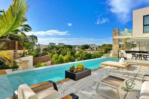 Casa de 0,13 ha en venta en Orihuela, Alicante