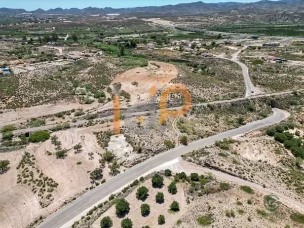 Finca agrícola de 0,3622 ha en venta en Zurgena, Almeria