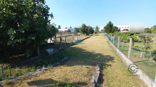 Finca rústica de 0,12 ha en venta en Laredo, Cantabria