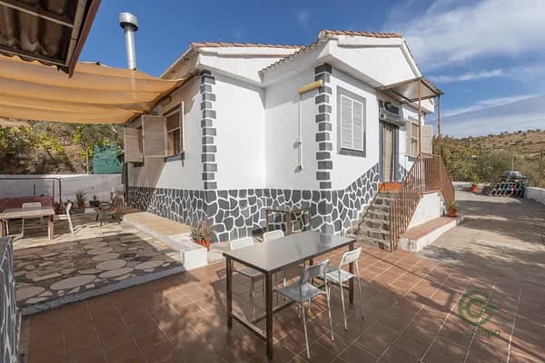 Finca rústica de 1 ha en venta en Cogollos de la vega, Granada