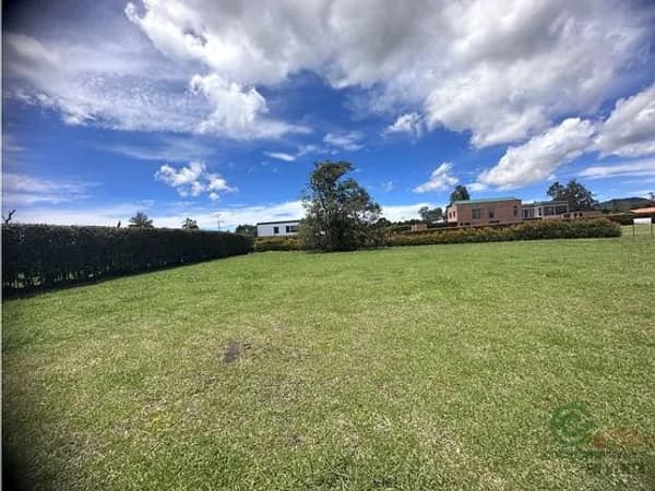 Terreno urbano de 0,2039 ha en venta en Antioquia