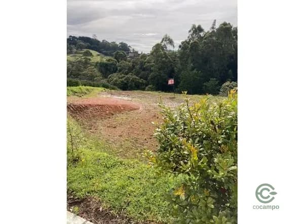 Terreno urbano de 0,2 ha en venta en Antioquia