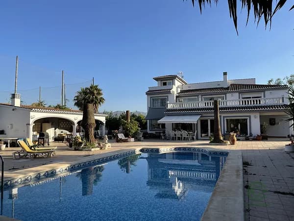 Casa de 0,7 ha en venta en Oliva, Valencia