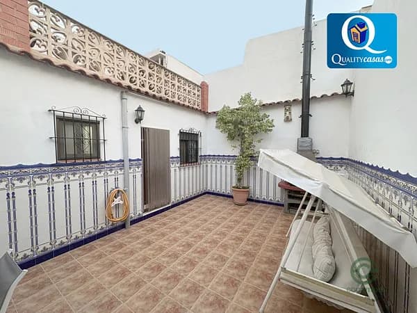 Casa de 0,018 ha en venta en San vicente del raspeig, Alicante