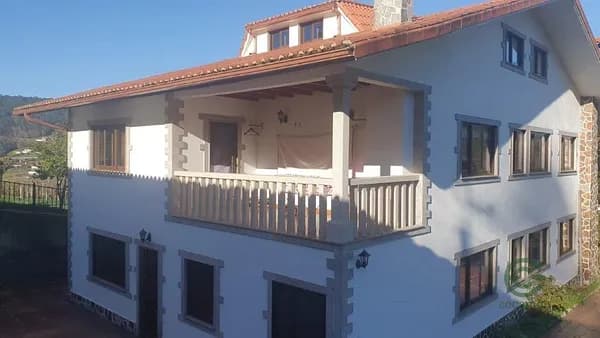 Finca rústica de 0,8 ha en venta en Pontevedra