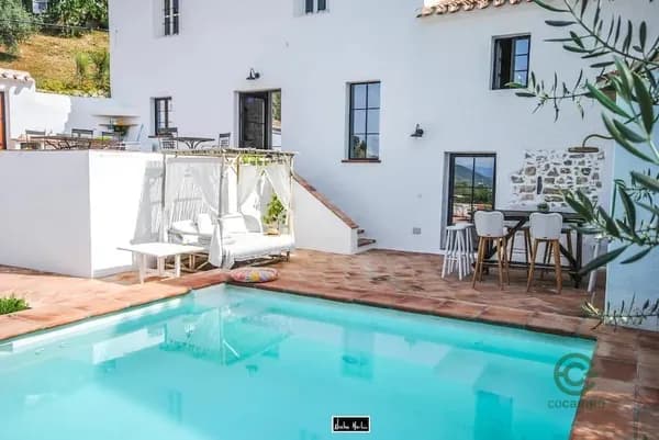 Finca rústica de 0,6158 ha en venta en Periana, Malaga