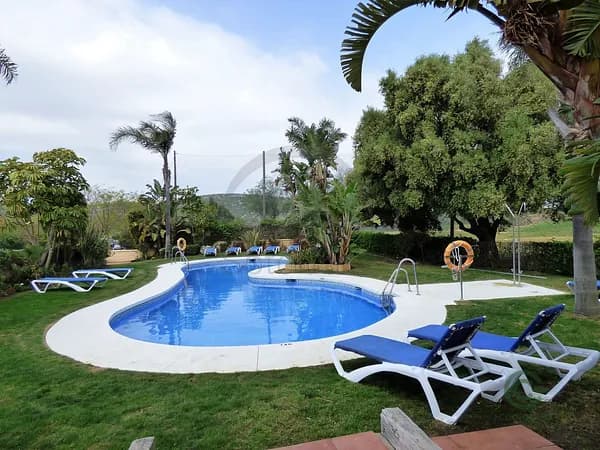 Casa de 0,01 ha en venta en San roque, Cadiz