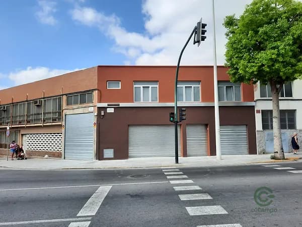 Nave industrial de 0,0676 ha en alquiler en Elche, Alicante