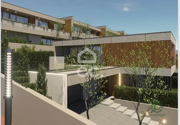 Terreno urbano de 0,0284 ha en venta en Oliveira (santa maria), Braga