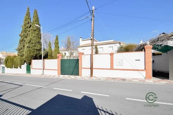 Casa de 0,05 ha en venta en Monachil, Granada