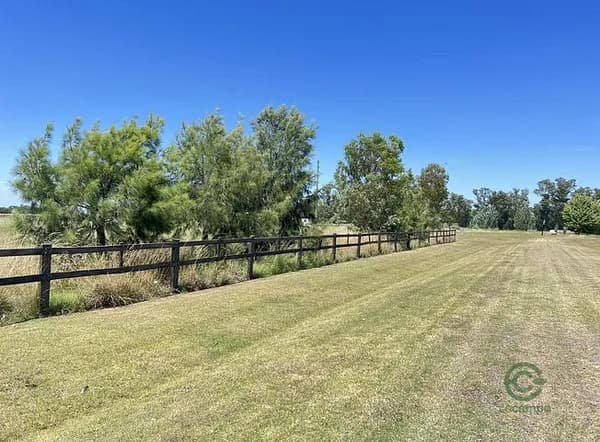 Finca rústica de 1,2 ha en venta en Buenos aires