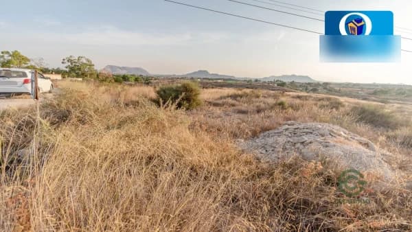 Terreno urbano de 1 ha en venta en Alicante, Alicante