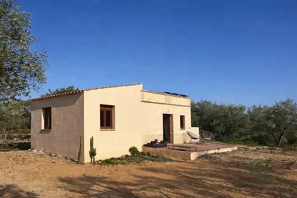 Finca rústica de 1,2146 ha en venta en Camarles, Tarragona