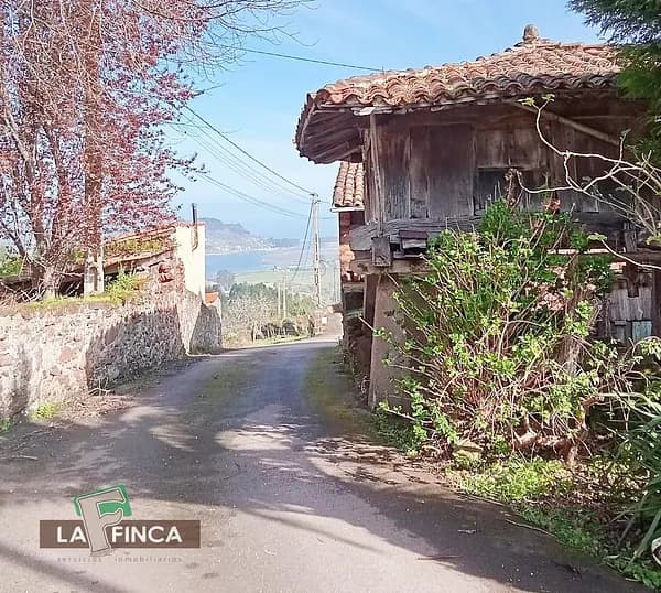 Finca rústica de 0,8265 ha en venta en Asturias