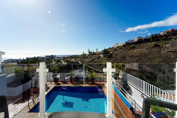 Casa de 0,0245 ha en venta en San bartolome de tirajana, Las palmas