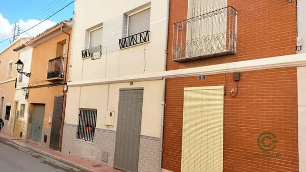 Casa de 0,012 ha en venta en Sax, Alicante
