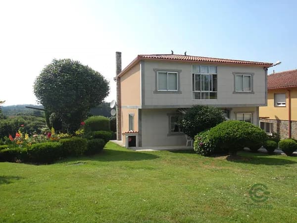 Finca rústica de 3,25 ha en venta en Ordes, La coruña