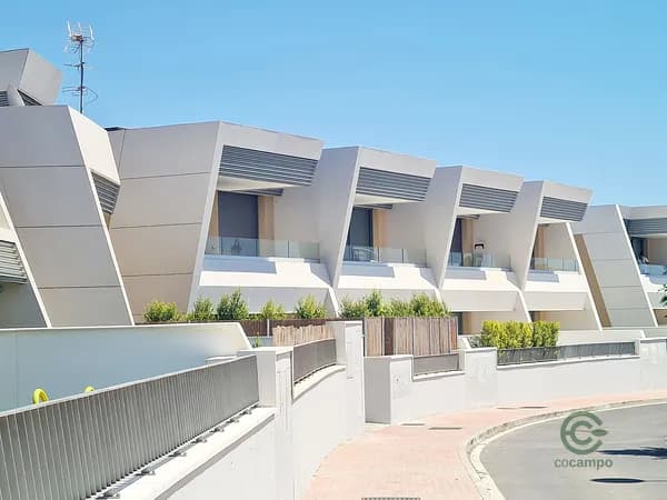 Casa de 0,0248 ha en venta en Mijas, Malaga